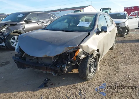 2018 Toyota Corolla Le z USA, uszkodzony, nr VIN 2T1BURHE4JC116410
